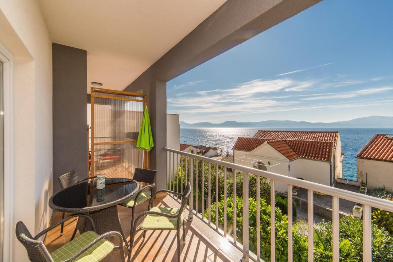 Apartments Color Brist Rom bilde